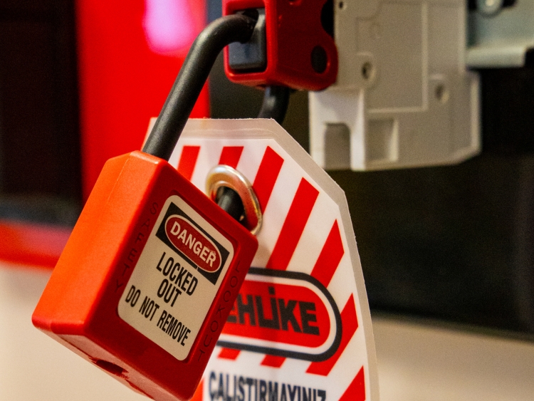 Lock-Out-Tag-Out-LOTO